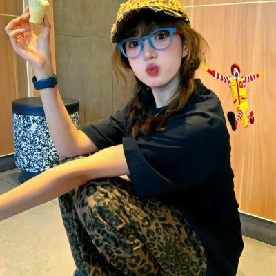 乌鸦小姐与蜥蜴先生